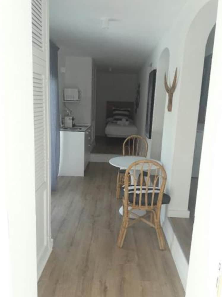Hotel Casa Victoria Suites