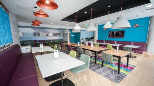 Hotel Holiday Inn Express Aberdeen Airport