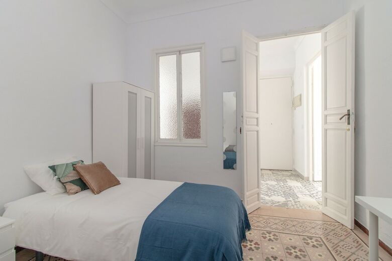 Apartamentos Cosy 7 Bedrooms In Plaza Merced