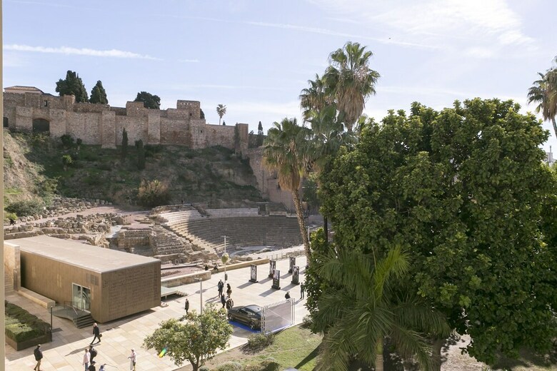 Apartamentos Teatro Romano 3 & 6