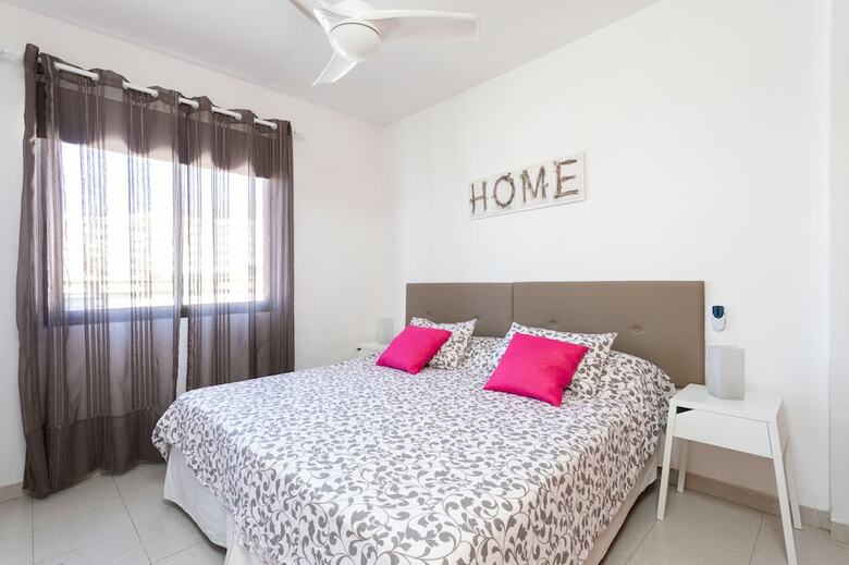 Apartamentos Frontline Puerto Santiago
