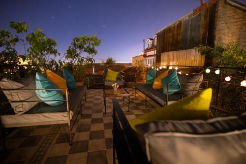 Hotel New Voga Guesthouse