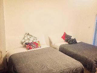 Hostal North London Cottage