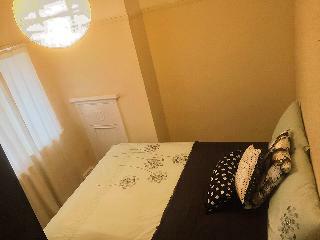 Hostal North London Cottage