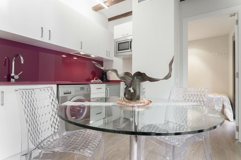 Richmond Apartments By Hoom