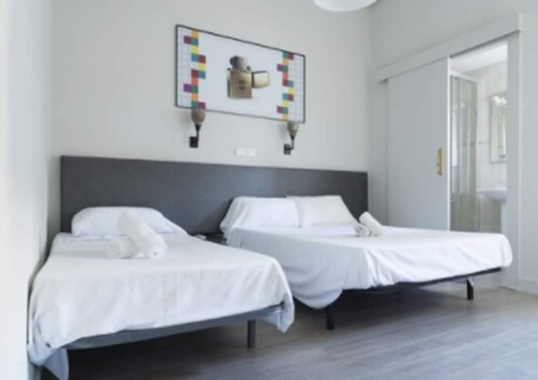 Pension Nwt Central Station Valencia