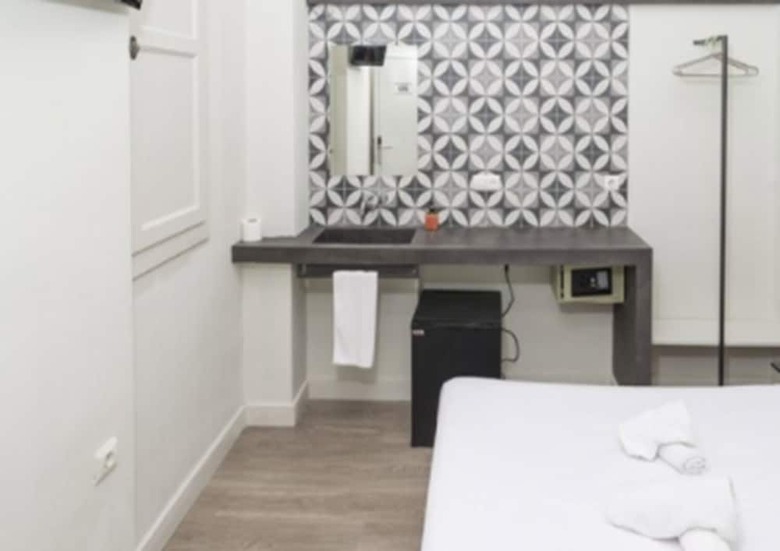 Pension Nwt Central Station Valencia