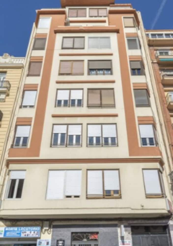 Pension Nwt Central Station Valencia