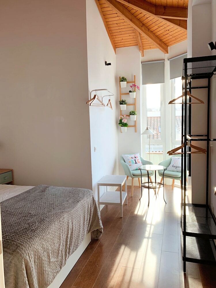 Apartamentos Sitito Cervantes Atico