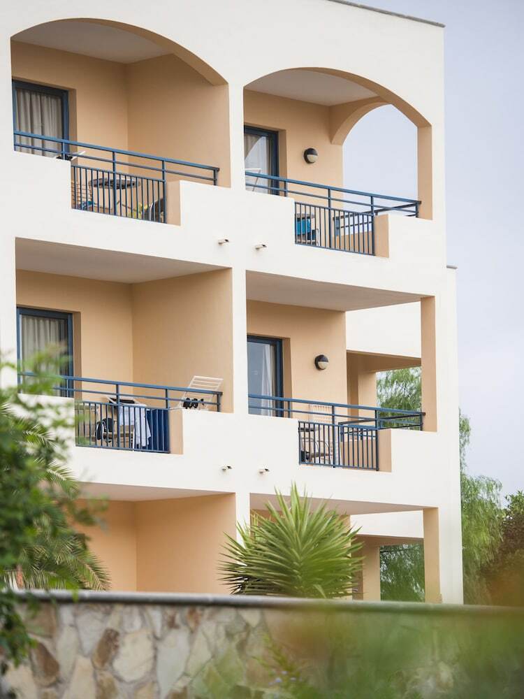 Playitas Aparthotel - Sports Resort