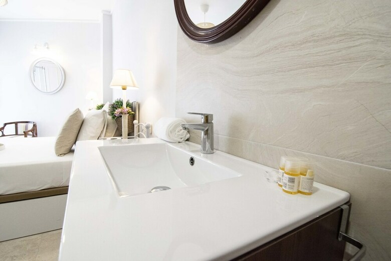 Apartamentos Letmalaga Entremares