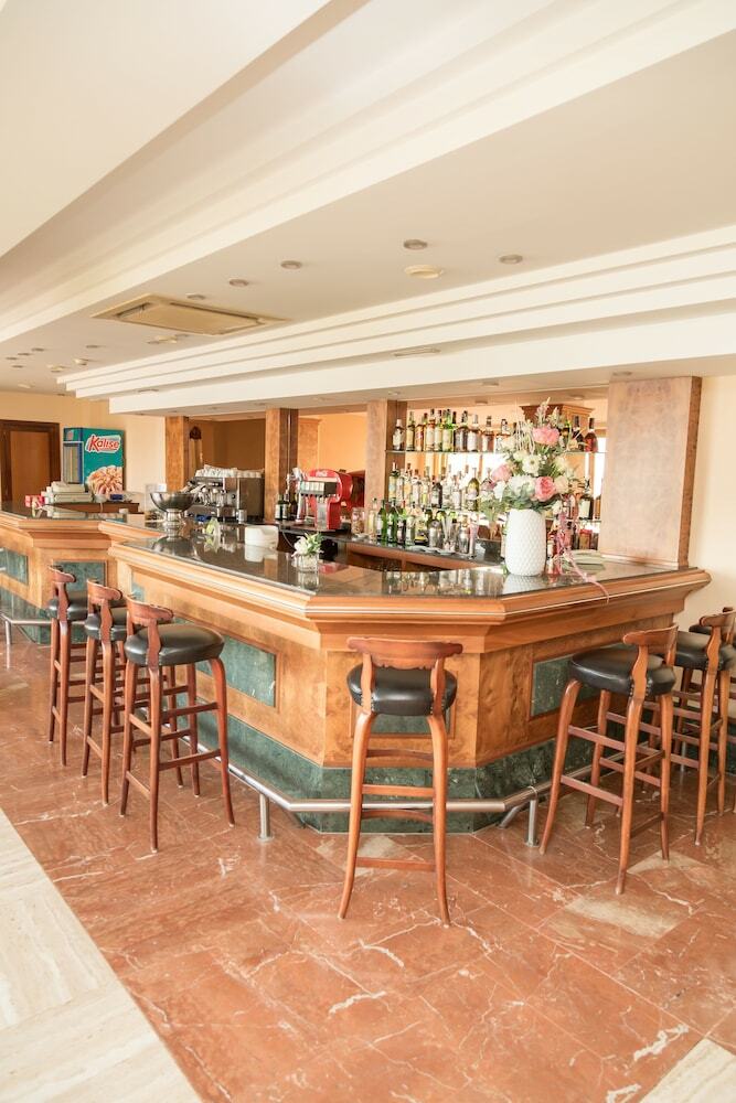 Hotel Club S'illot