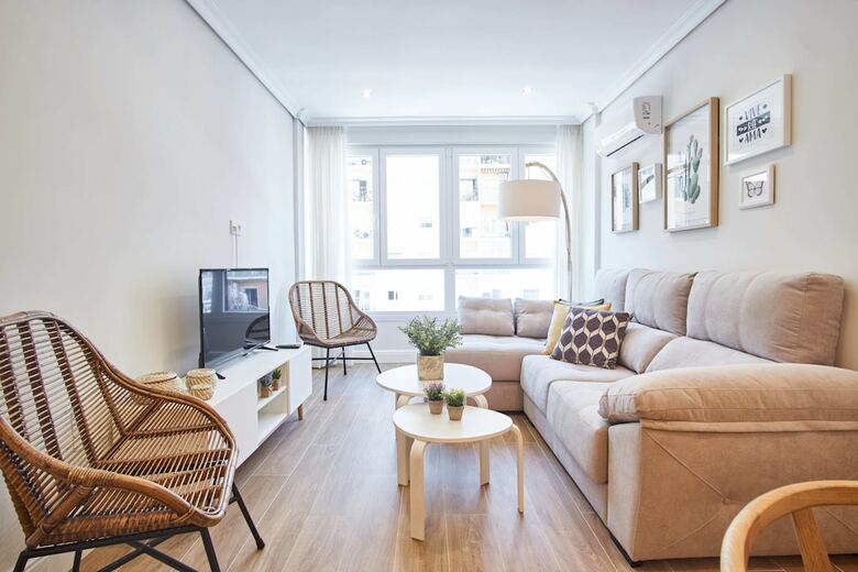 Apartamentos Arjona Riverside Deluxe By Valcambre