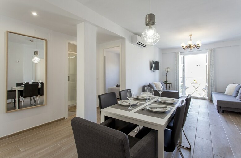 Apartamentos Valencia Flat Rental Malvarrosa Beach