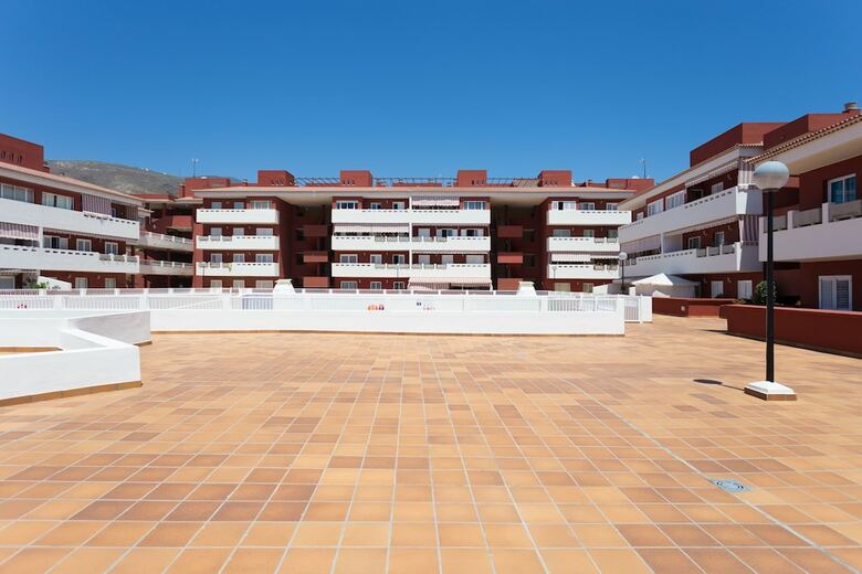 Apartamentos Homelike Sea Front Duplex Terrace Pool