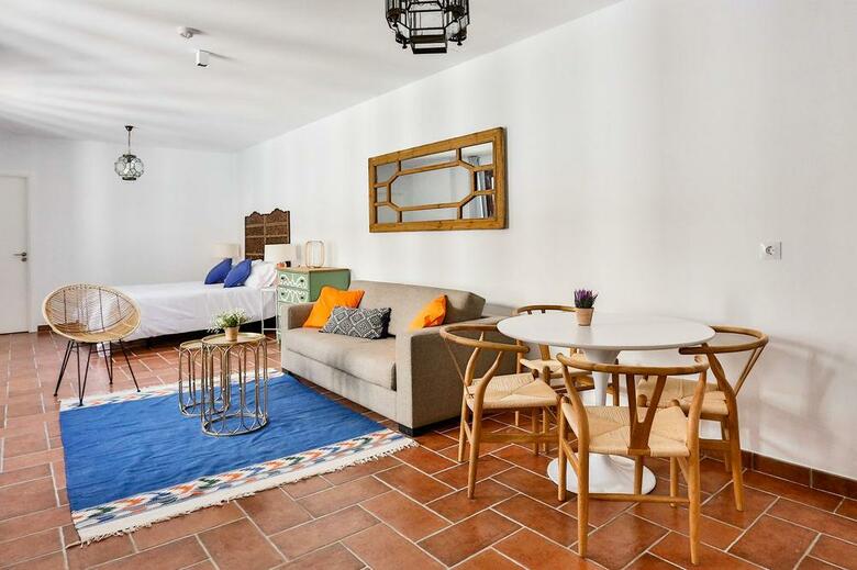 Apartamentos Oyo Urban Vida Alc�zar