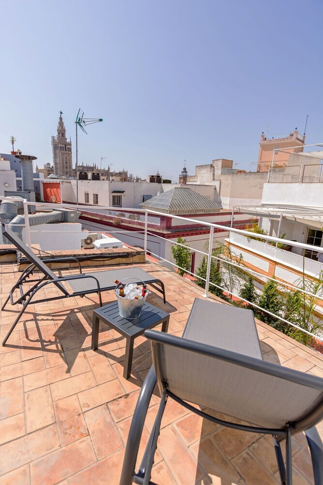 Apartamentos Bamberg Giralda Sky View By Valcambre