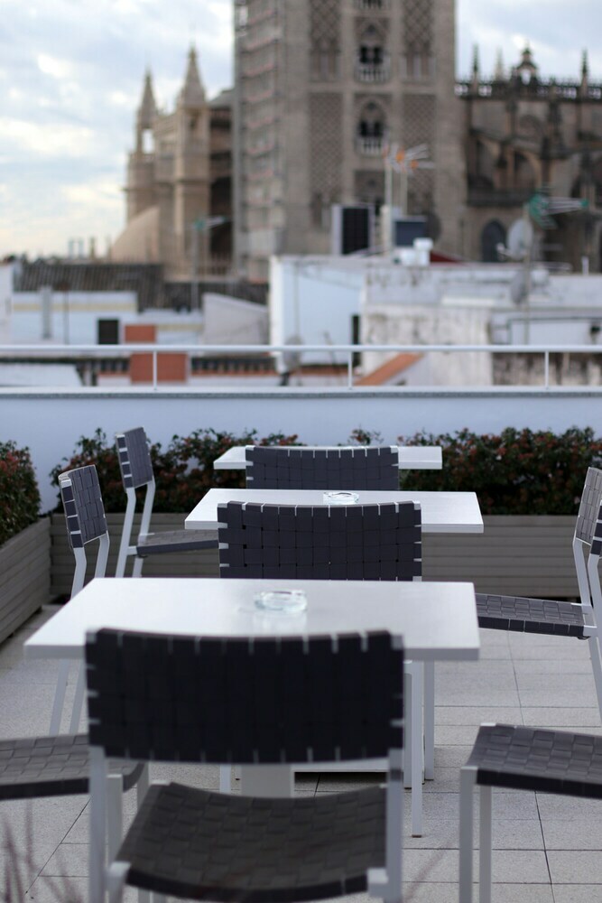 Apartamentos Sevilla Luxury Rentals - Catedral