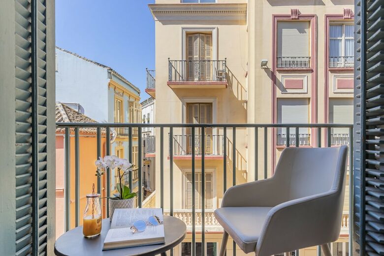 Apartamentos Living4malaga Granada Supreme