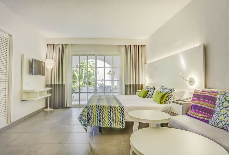 Tui Magic Life Cala Pada - All-inclusive