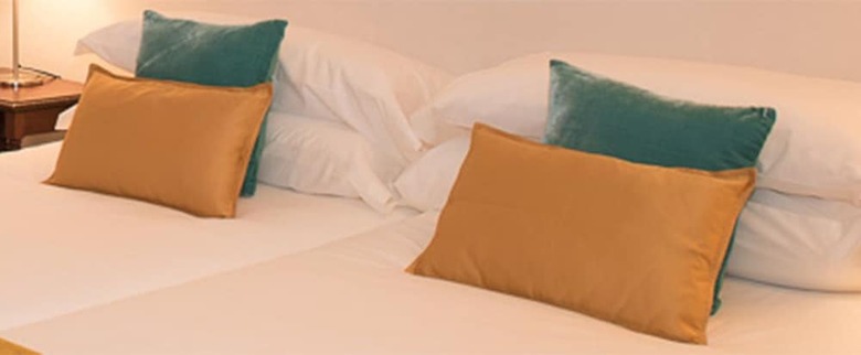 Hotel Bellasombra Suites