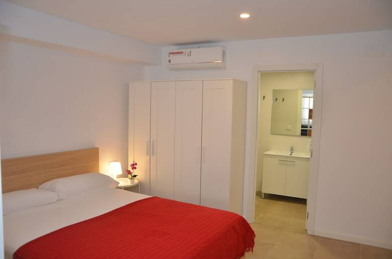 Hostal City Suites Abastos