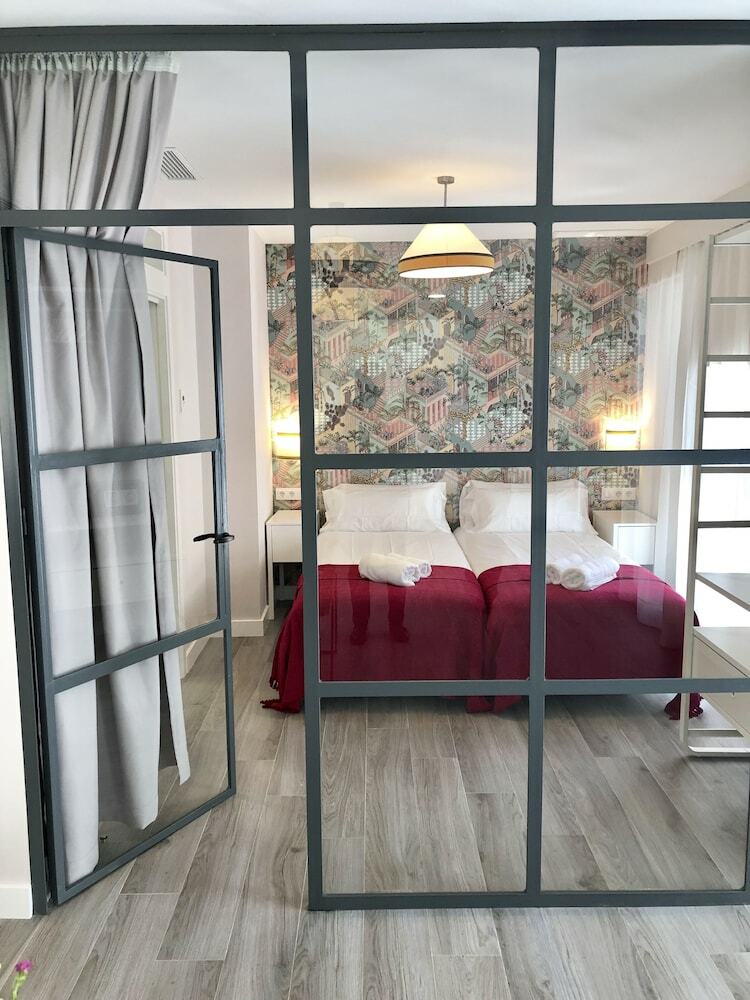 Apartamentos Suites Herrer�a De La Maestranza