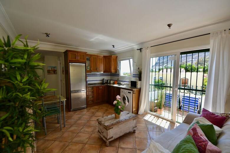 Apartamentos Casa Blanca