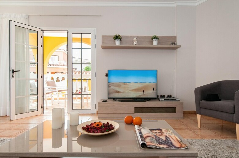 Villa With Pool In Sonnenland Q10