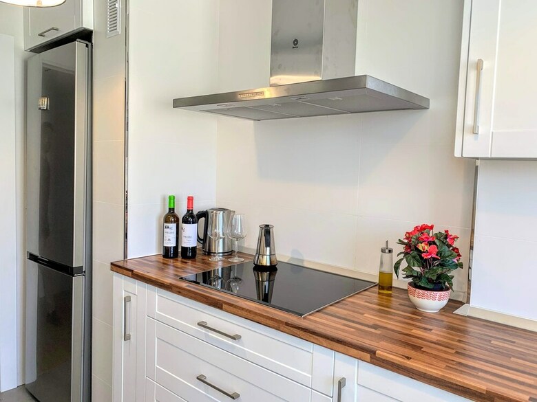 Apartamentos Homely Malaga Obispo Con Terraza Y Parking