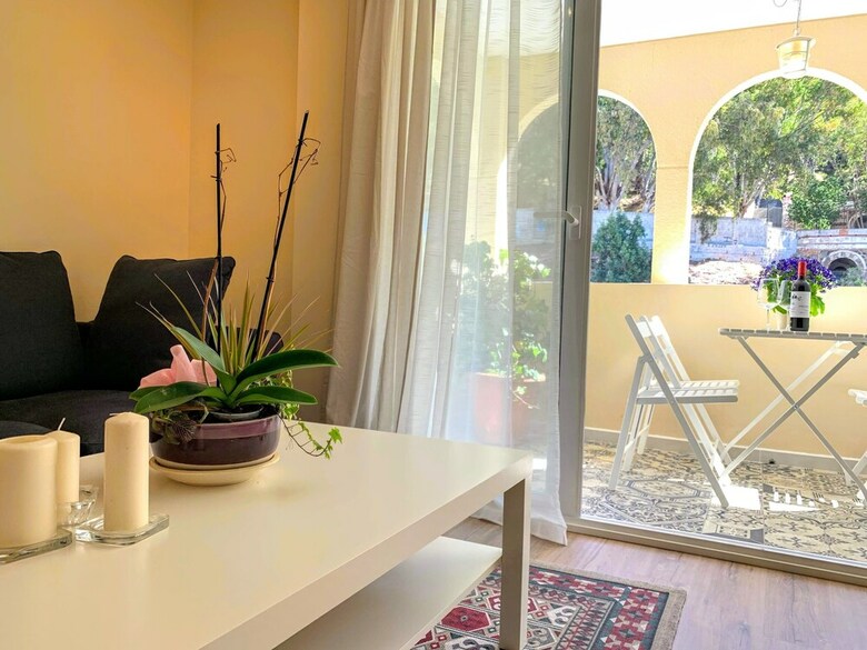 Apartamentos Homely Malaga Obispo Con Terraza Y Parking