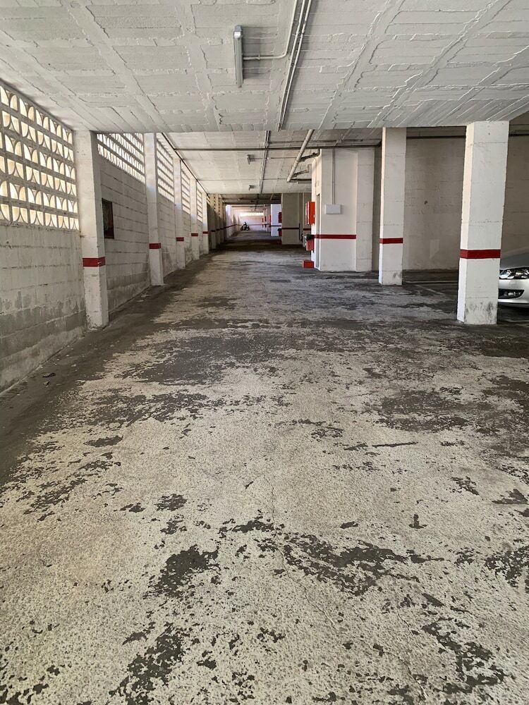Apartamentos Homely Malaga Obispo Con Terraza Y Parking
