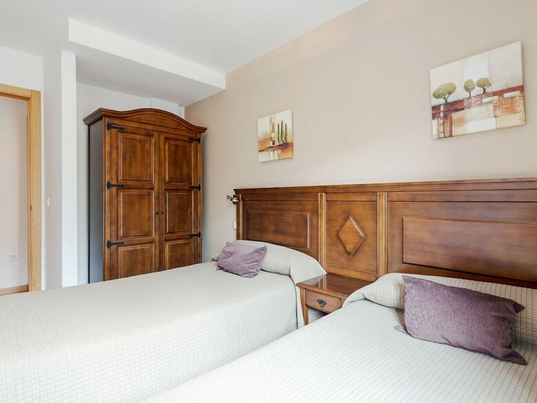 Pleasant Apartment In Gudar With Heating