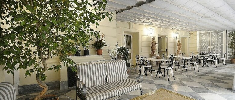 Hotel Grand Santa Lucia