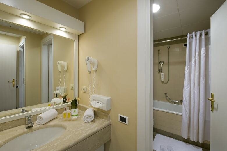 Hotel Holiday Inn Naples