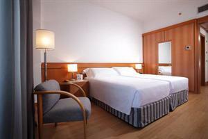 Hotel NH Roma Midas