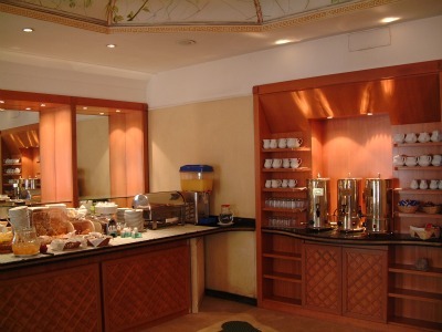 Hotel Tritone