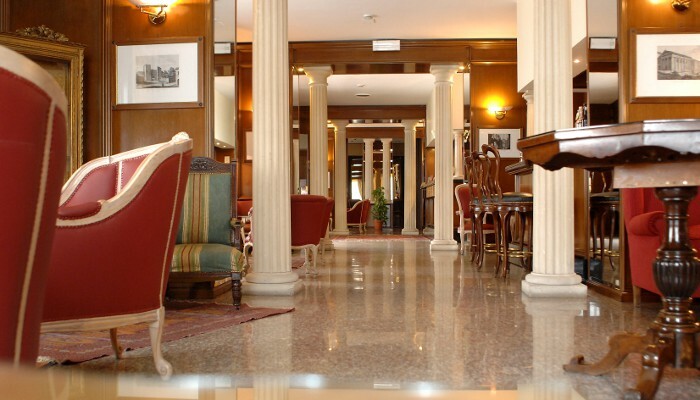 Hotel Colonna Palace