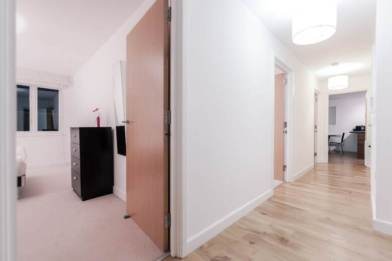 Roomspace Apartments -the Hurley