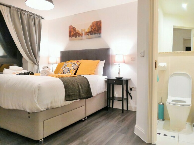 Comfy City Center Apartment
