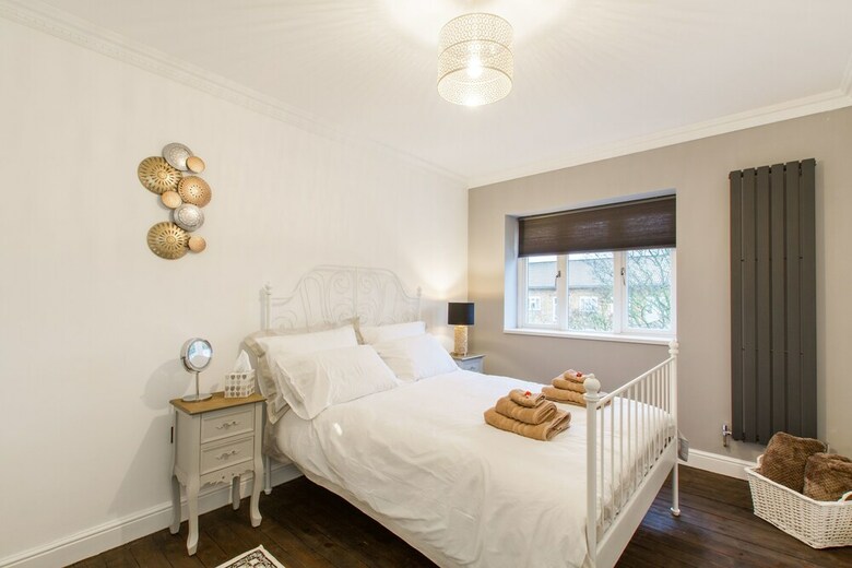 Luxury London Apartment 5-double Rooms
