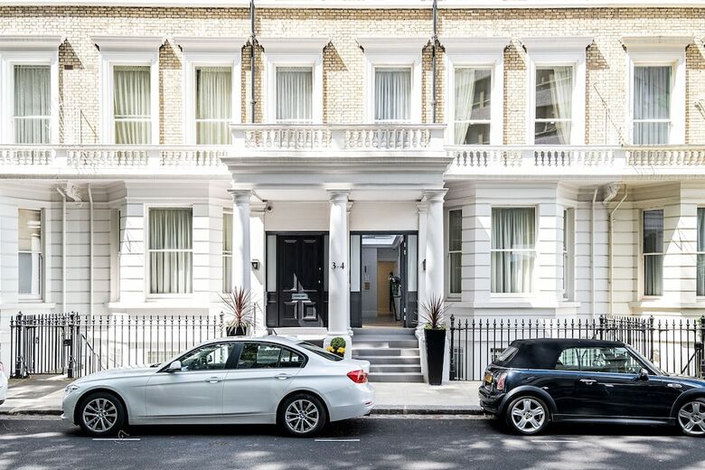 Lak Serviced Apartments