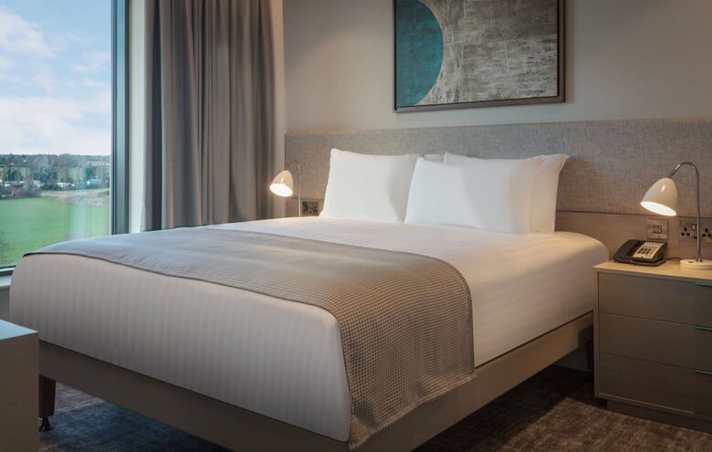 Aparthotel Staybridge Suites London Heathrow - Bath Road