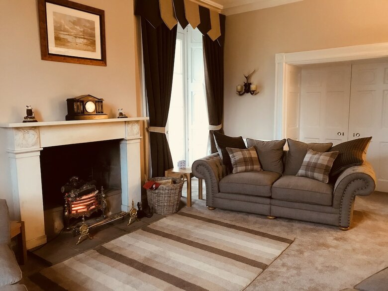Bed & Breakfast West Plean House