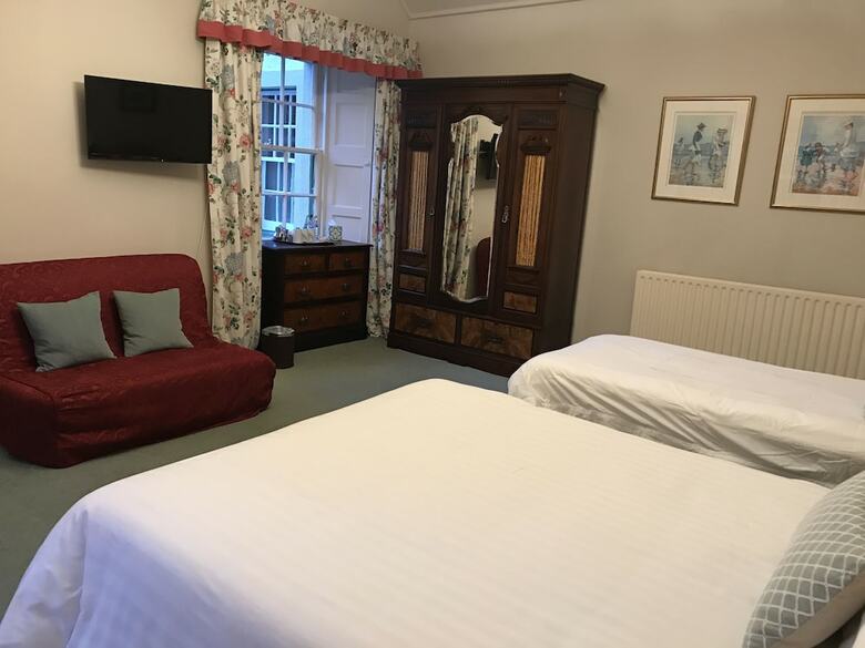 Bed & Breakfast West Plean House