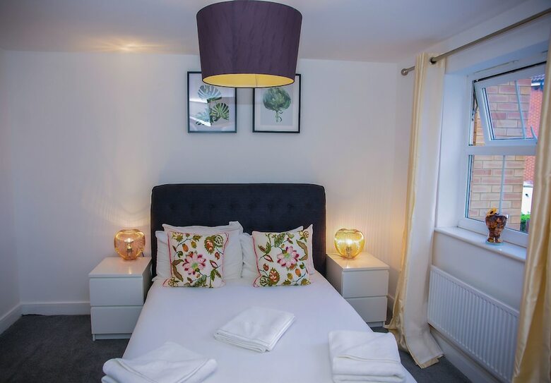 Superior 2 Bedroom Apartments