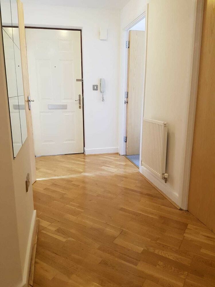 Superior 2 Bedroom Apartments