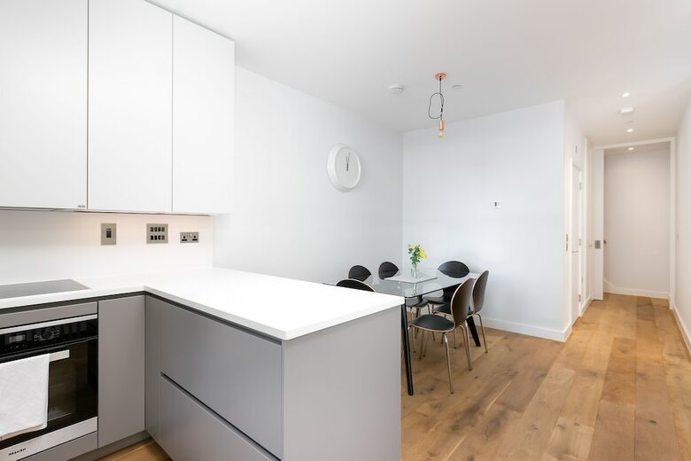 Modern Townhouse Near 02 Arena & Excel
