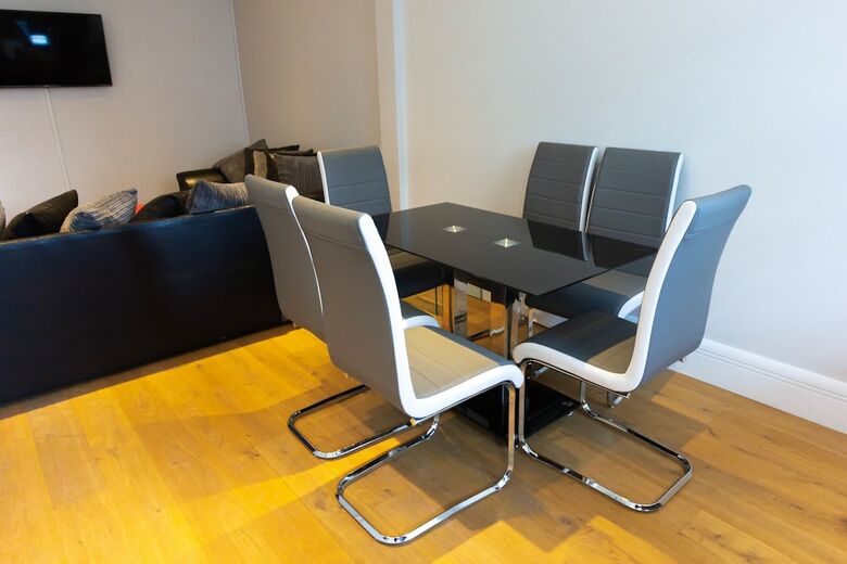 Apartamentos Access Tower Hill