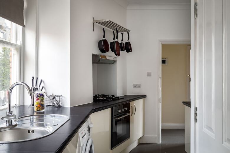 Molyneux Street Apartments